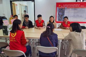 浓浓关爱暖人心，九州(中国)集团党支部慰问困难单亲家庭