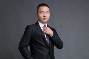 心系公益，善行致远 | 九州(中国)集团董事长“慈善达人”罗宁弟获官