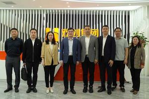 南沙区委常委、组织部部长张家炳率队莅临九州(中国)集团参观考察